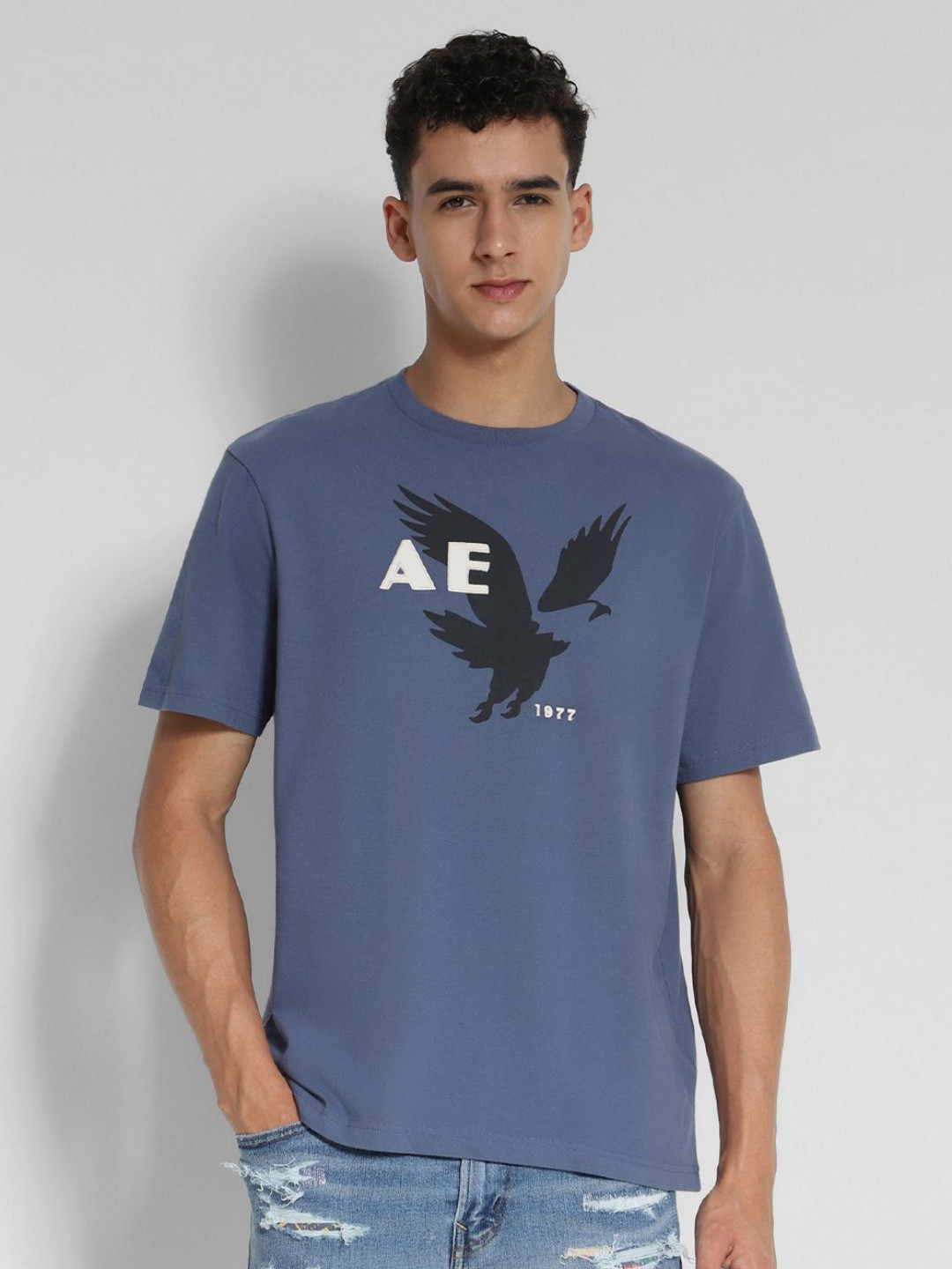 AMERICAN EAGLE OUTFITTERS Men Typography Printed Applique T-shirt, Blue
AMERICAN EAGLE OUTFITTERS Men Typography Printed Applique T-shirt, Blue