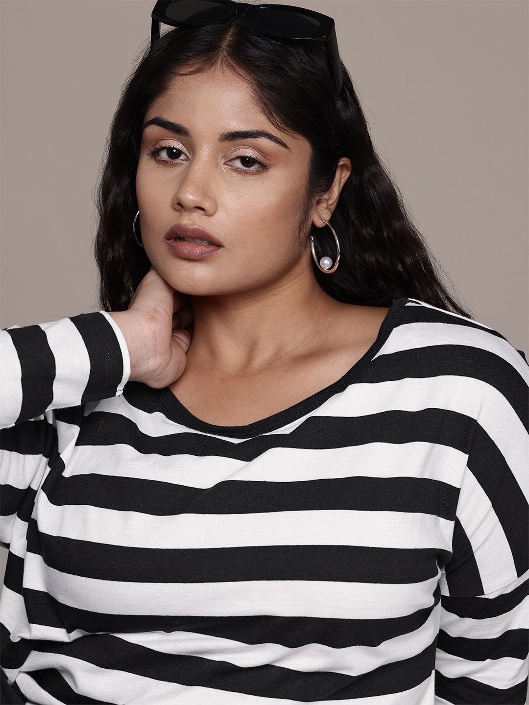 The Roadster Lifestyle Co. Plus Size Striped Drop-Shoulder Sleeves Pure Cotton T-shirt, Black
The Roadster Lifestyle Co. Plus Size Striped Drop-Shoulder Sleeves Pure Cotton T-shirt, Black