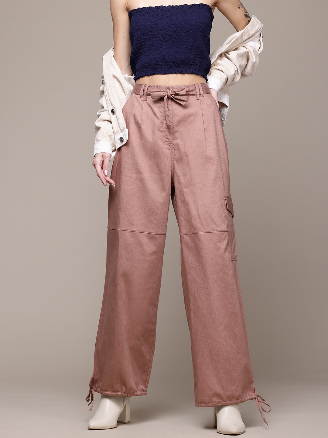 The Roadster Lifestyle Co. Women Loose Fit High-Rise Pleated Cargo Trousers with Belt, Rose
The Roadster Lifestyle Co. Women Loose Fit High-Rise Pleated Cargo Trousers with Belt, Rose