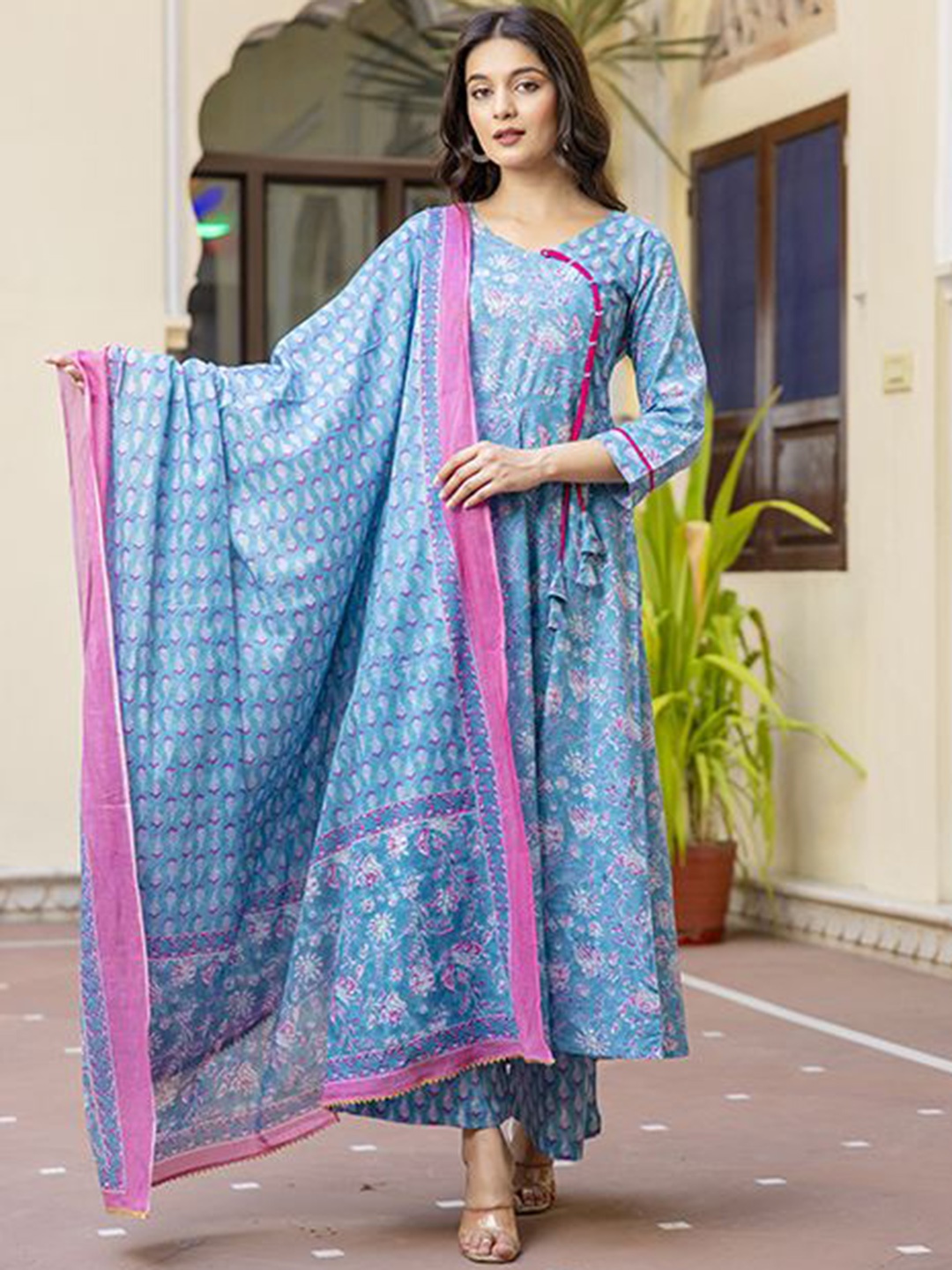 GLAM ROOTS Women Floral Printed Angrakha Pure Cotton Kurta with Palazzos & With Dupatta, Blue
GLAM ROOTS Women Floral Printed Angrakha Pure Cotton Kurta with Palazzos & With Dupatta, Blue