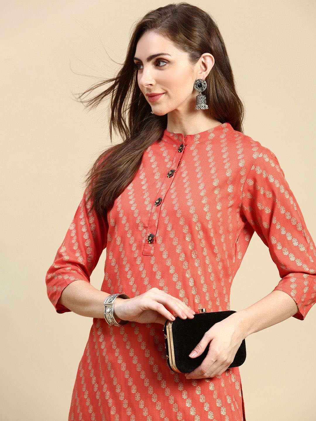SHOWOFF Women Geometric Printed Keyhole Neck Flared Sleeves Indie Prints Kurta, Orange
SHOWOFF Women Geometric Printed Keyhole Neck Flared Sleeves Indie Prints Kurta, Orange
