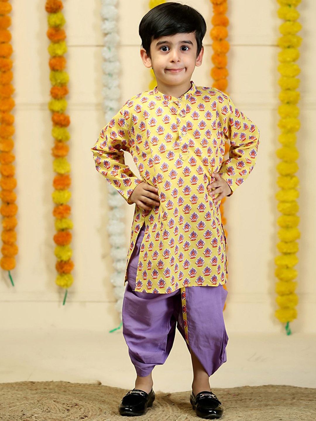 The Mom Store Boys Floral Printed Regular Pure Cotton Kurta with Dhoti Pants, Yellow
The Mom Store Boys Floral Printed Regular Pure Cotton Kurta with Dhoti Pants, Yellow