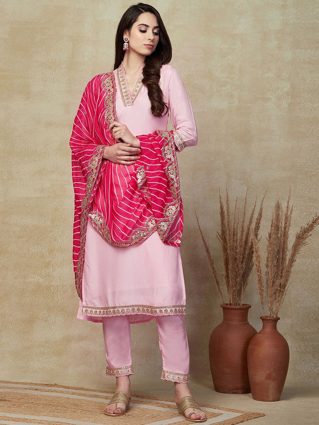 THE52 Women Floral Embroidered Regular Thread Work Kurta with Trousers & With Dupatta, Pink
THE52 Women Floral Embroidered Regular Thread Work Kurta with Trousers & With Dupatta, Pink