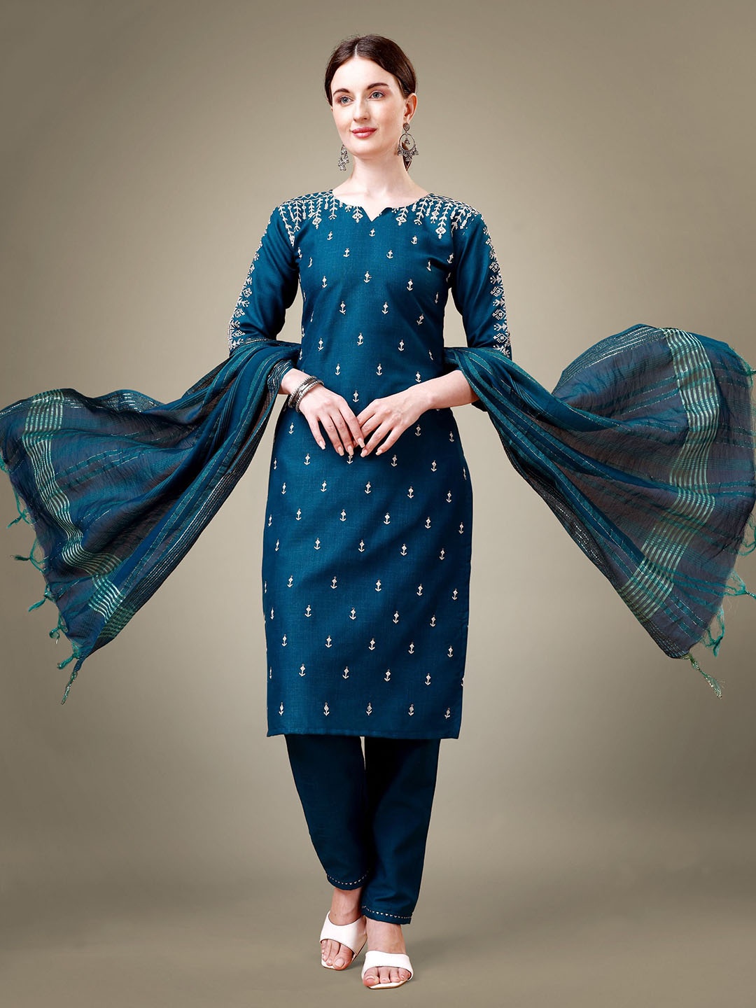 BERISTON Women Embroidered Regular Sequinned Kurta with Trousers & With Dupatta, Teal
BERISTON Women Embroidered Regular Sequinned Kurta with Trousers & With Dupatta, Teal
