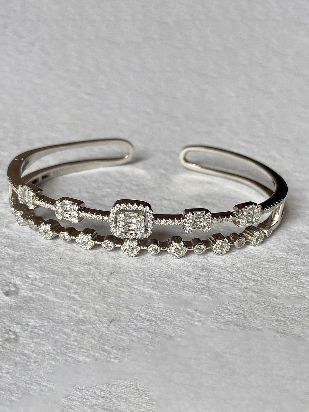 THE WOKE COLLECTION Women Sterling Silver Cubic Zirconia Rhodium-Plated Cuff Bracelet
THE WOKE COLLECTION Women Sterling Silver Cubic Zirconia Rhodium-Plated Cuff Bracelet