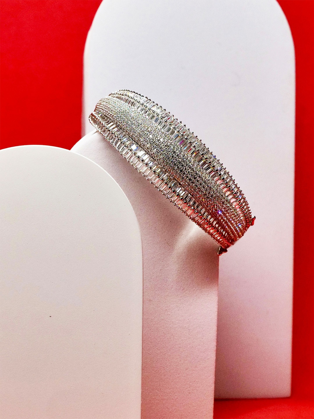 THE WOKE COLLECTION Women Sterling Silver Cubic Zirconia Rhodium-Plated Kada Bracelet
THE WOKE COLLECTION Women Sterling Silver Cubic Zirconia Rhodium-Plated Kada Bracelet