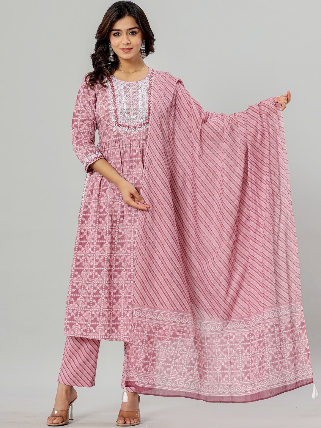 JAIPUR ETHNIC Women Printed Regular Mirror Work Pure Cotton Kurta with Trousers & With Dupatta, Pink
JAIPUR ETHNIC Women Printed Regular Mirror Work Pure Cotton Kurta with Trousers & With Dupatta, Pink