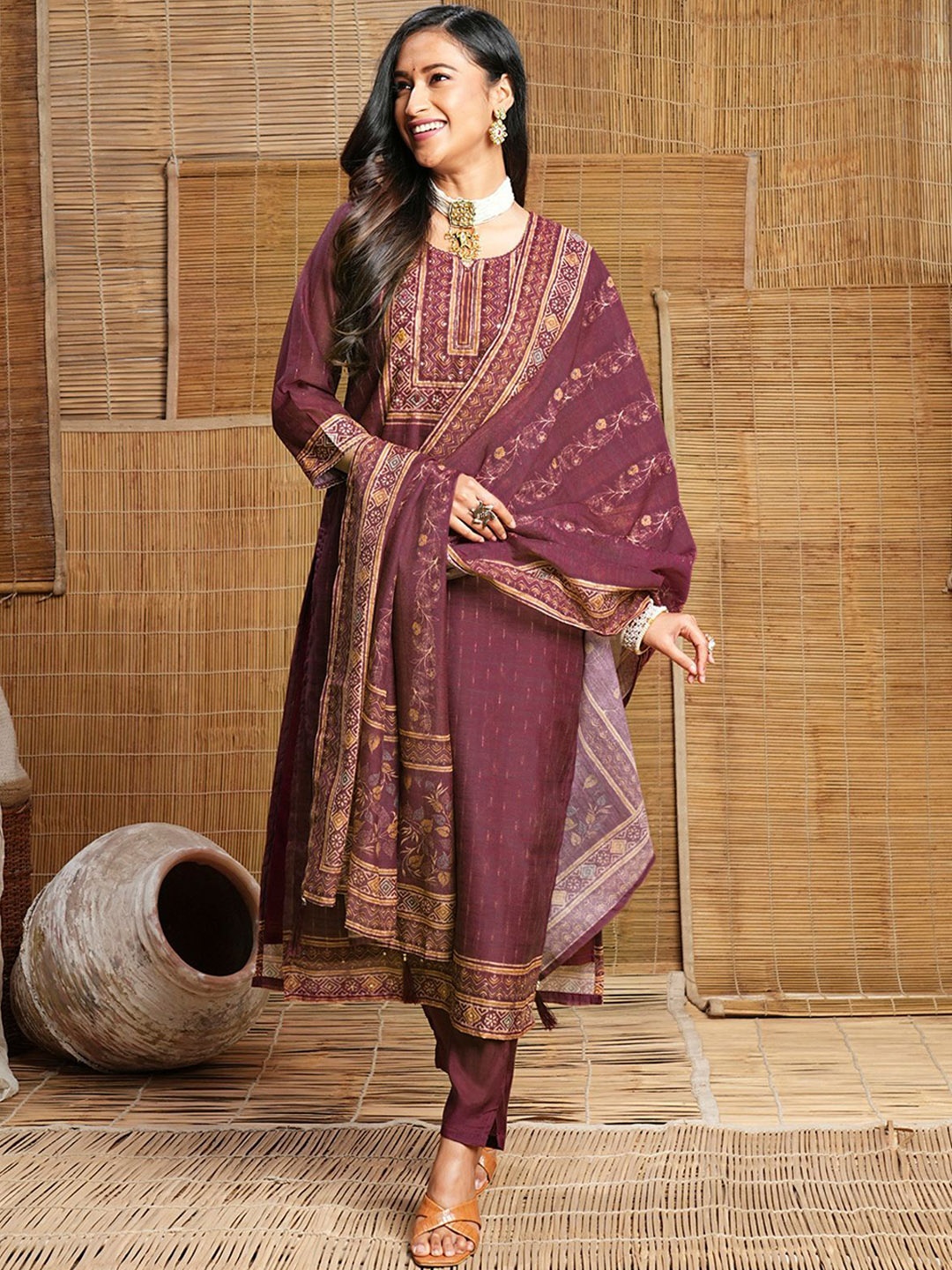ODETTE Women Printed Regular Chanderi Silk Kurta with Trousers & With Dupatta, Purple
ODETTE Women Printed Regular Chanderi Silk Kurta with Trousers & With Dupatta, Purple