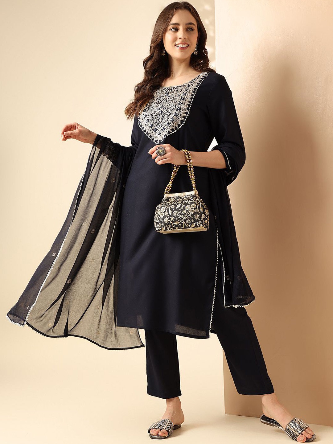 Anouk Ethnic Motifs Yoke Design Sequinned Straight Kurta With Trousers & Dupatta, Navy blue
Anouk Ethnic Motifs Yoke Design Sequinned Straight Kurta With Trousers & Dupatta, Navy blue