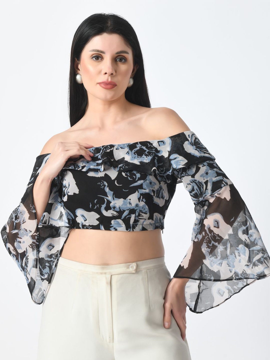 Tushita Floral Print Off-Shoulder Bell Sleeve Ruffles Georgette Styled Back Crop Top, Blue
Tushita Floral Print Off-Shoulder Bell Sleeve Ruffles Georgette Styled Back Crop Top, Blue