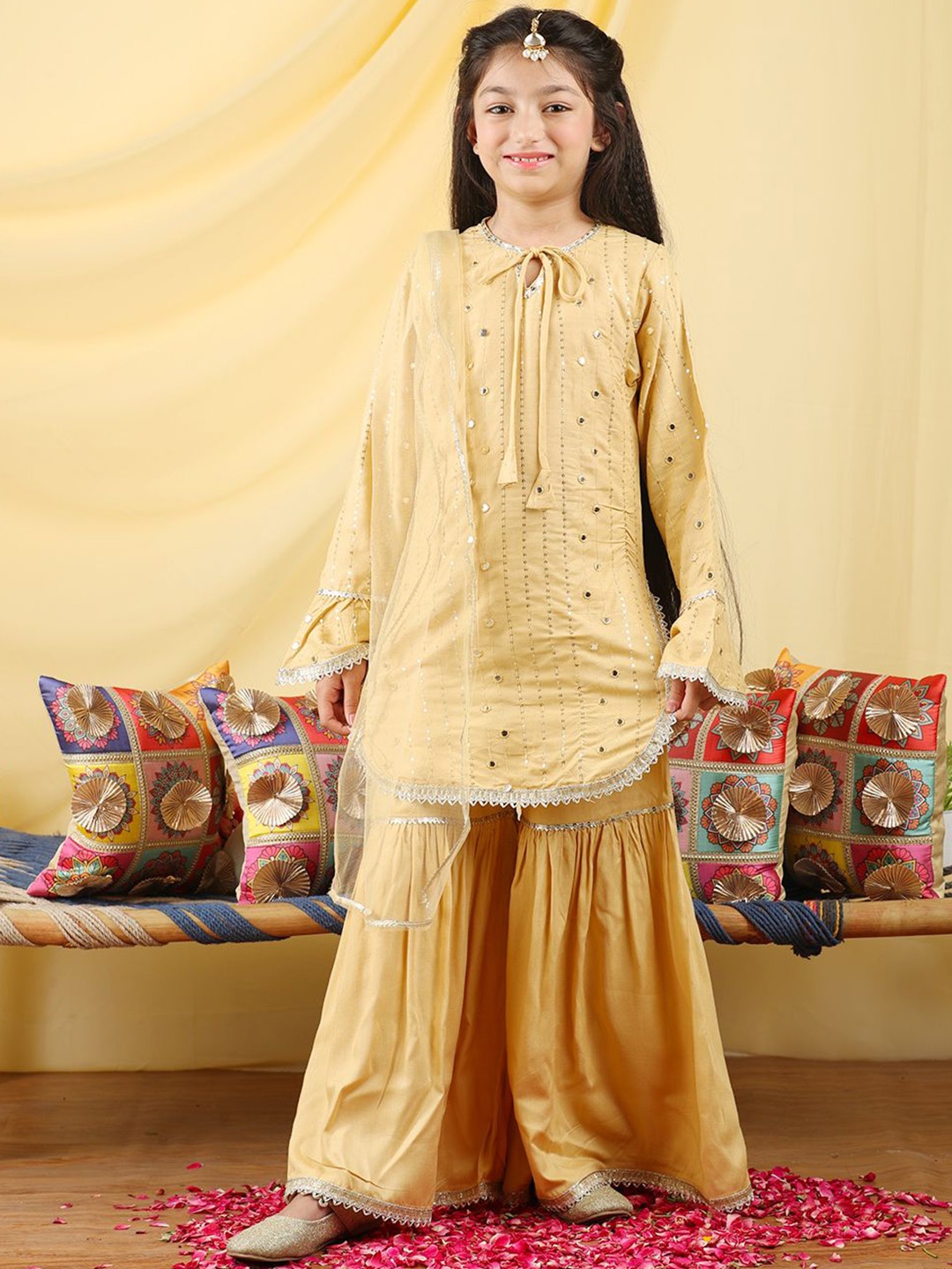 Cutiekins Girls Embroidered Regular Mirror Work Straight Kurta With Sharara & Dupatta, Beige
Cutiekins Girls Embroidered Regular Mirror Work Straight Kurta With Sharara & Dupatta, Beige