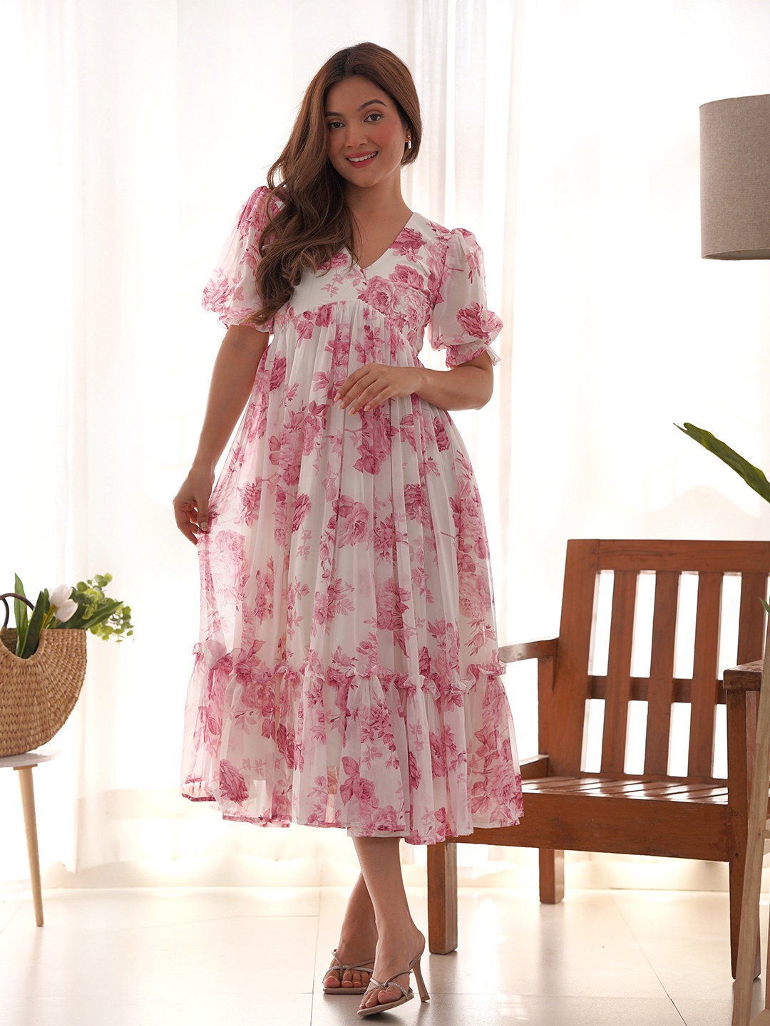 Fusionic Floral Printed Puff Sleeves Gathered Tiered Georgette Fit & Flare Midi Dress, Pink
Fusionic Floral Printed Puff Sleeves Gathered Tiered Georgette Fit & Flare Midi Dress, Pink