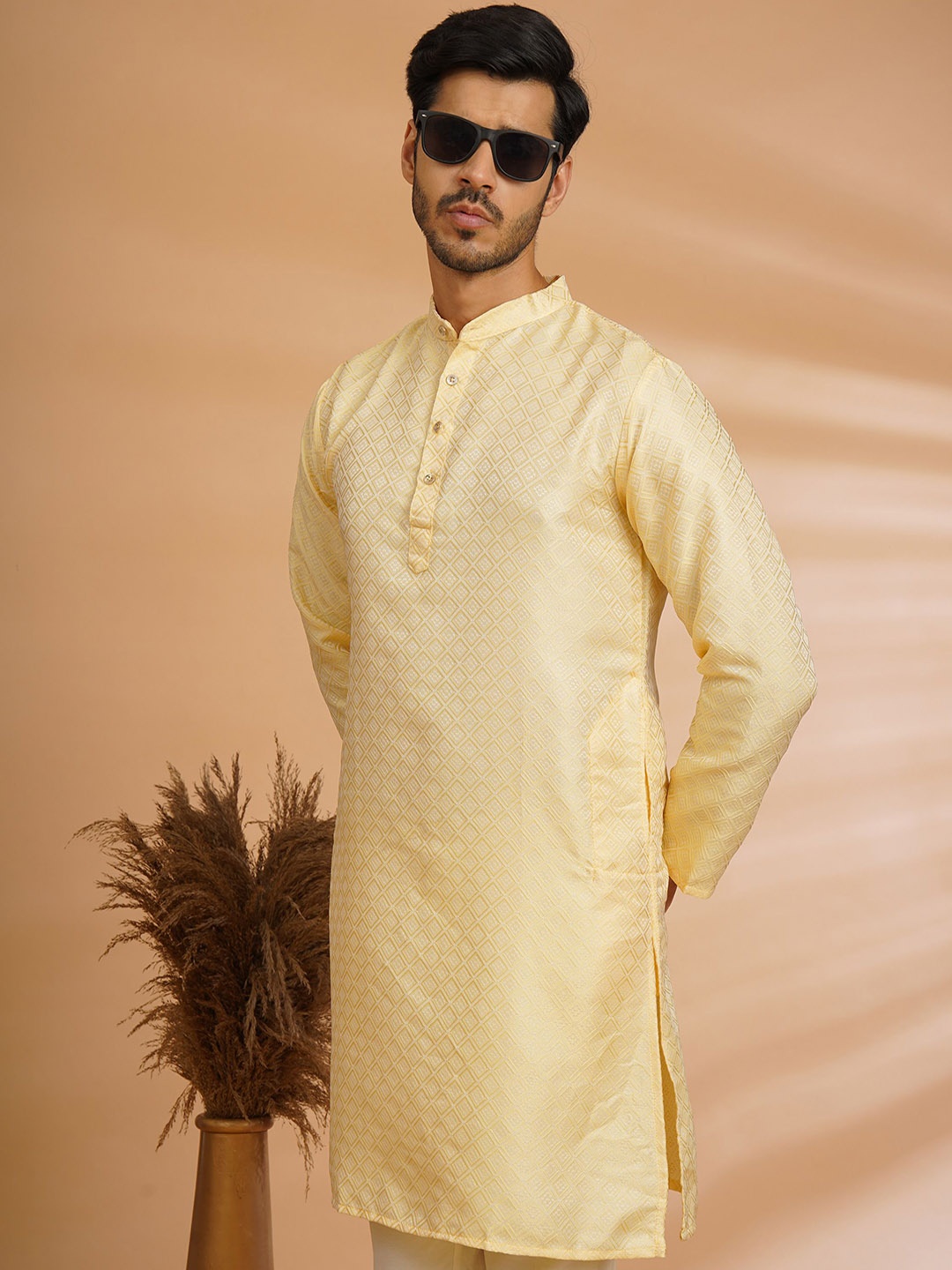 Shiv Leela Geometric Woven Design Mandarin Collar Jacquard Cotton Straight Kurta, Yellow
Shiv Leela Geometric Woven Design Mandarin Collar Jacquard Cotton Straight Kurta, Yellow