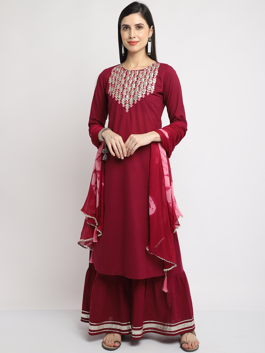 KALINI Floral Yoke Design Regular Gotta Patti Pure Cotton Kurta with Sharara & Dupatta, Magenta
KALINI Floral Yoke Design Regular Gotta Patti Pure Cotton Kurta with Sharara & Dupatta, Magenta