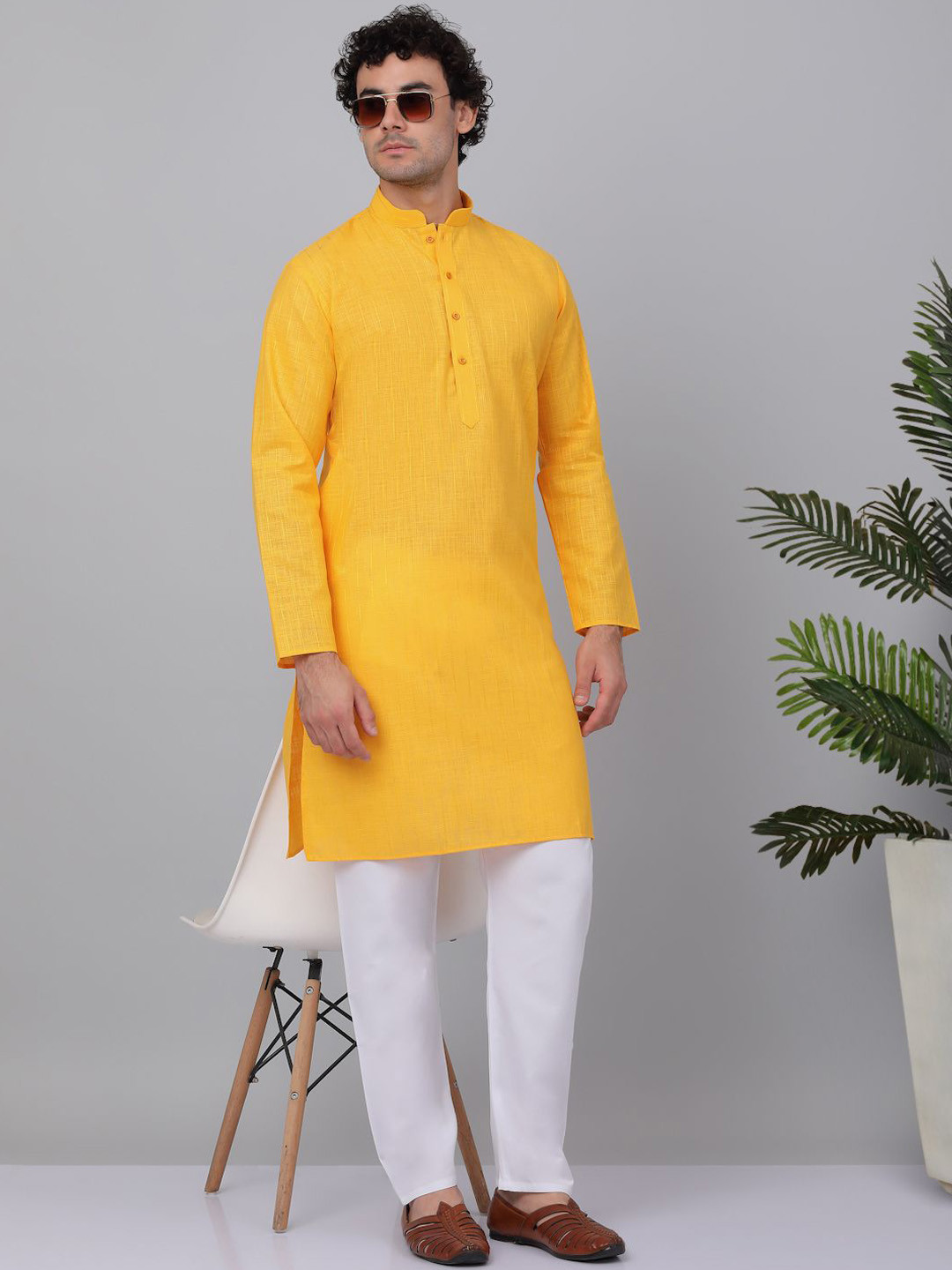 KRAFT INDIA Woven Design Mandarin Collar Thread Work Cotton Linen Straight Kurta, Yellow
KRAFT INDIA Woven Design Mandarin Collar Thread Work Cotton Linen Straight Kurta, Yellow