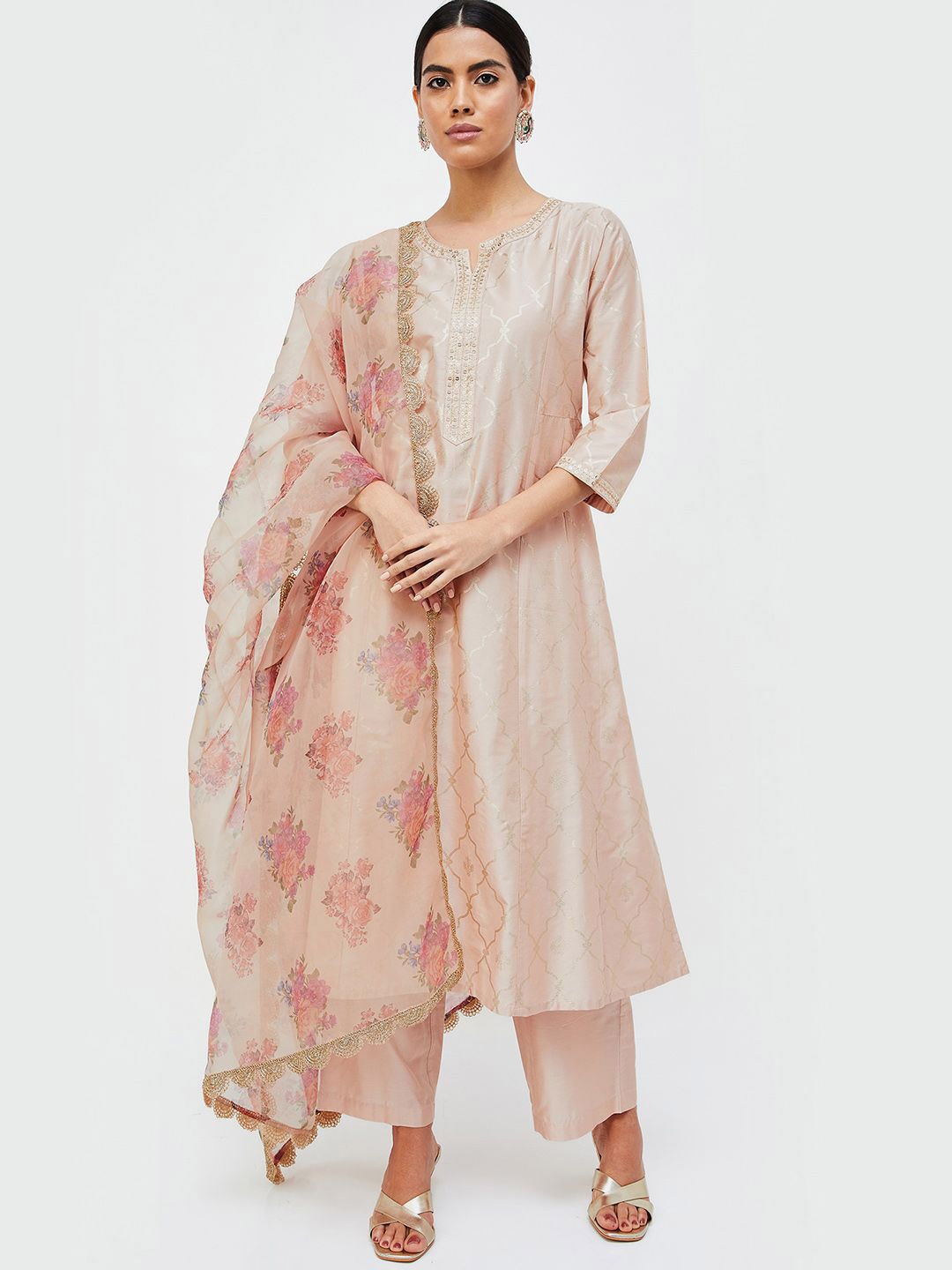 Melange by Lifestyle Ethnic Motifs Embroidered Straight Kurta With Pyjamas & Dupatta, Beige
Melange by Lifestyle Ethnic Motifs Embroidered Straight Kurta With Pyjamas & Dupatta, Beige