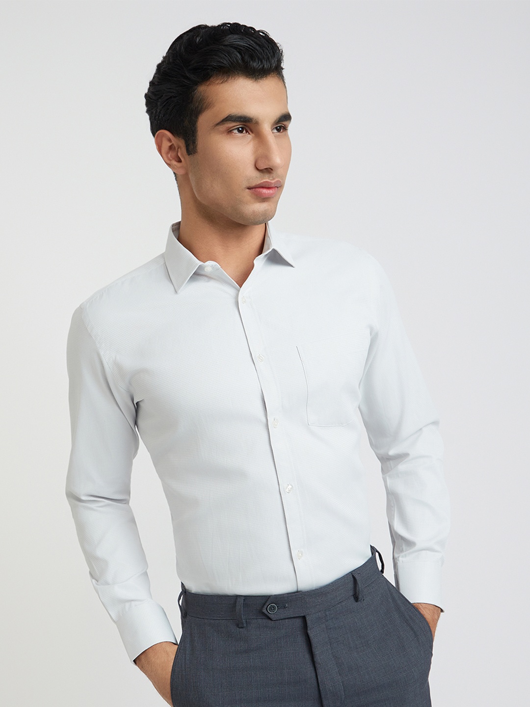 Park Avenue Men Opaque Micro Ditsy Printed Slim Fit Spread Collar Formal Shirt, White
Park Avenue Men Opaque Micro Ditsy Printed Slim Fit Spread Collar Formal Shirt, White