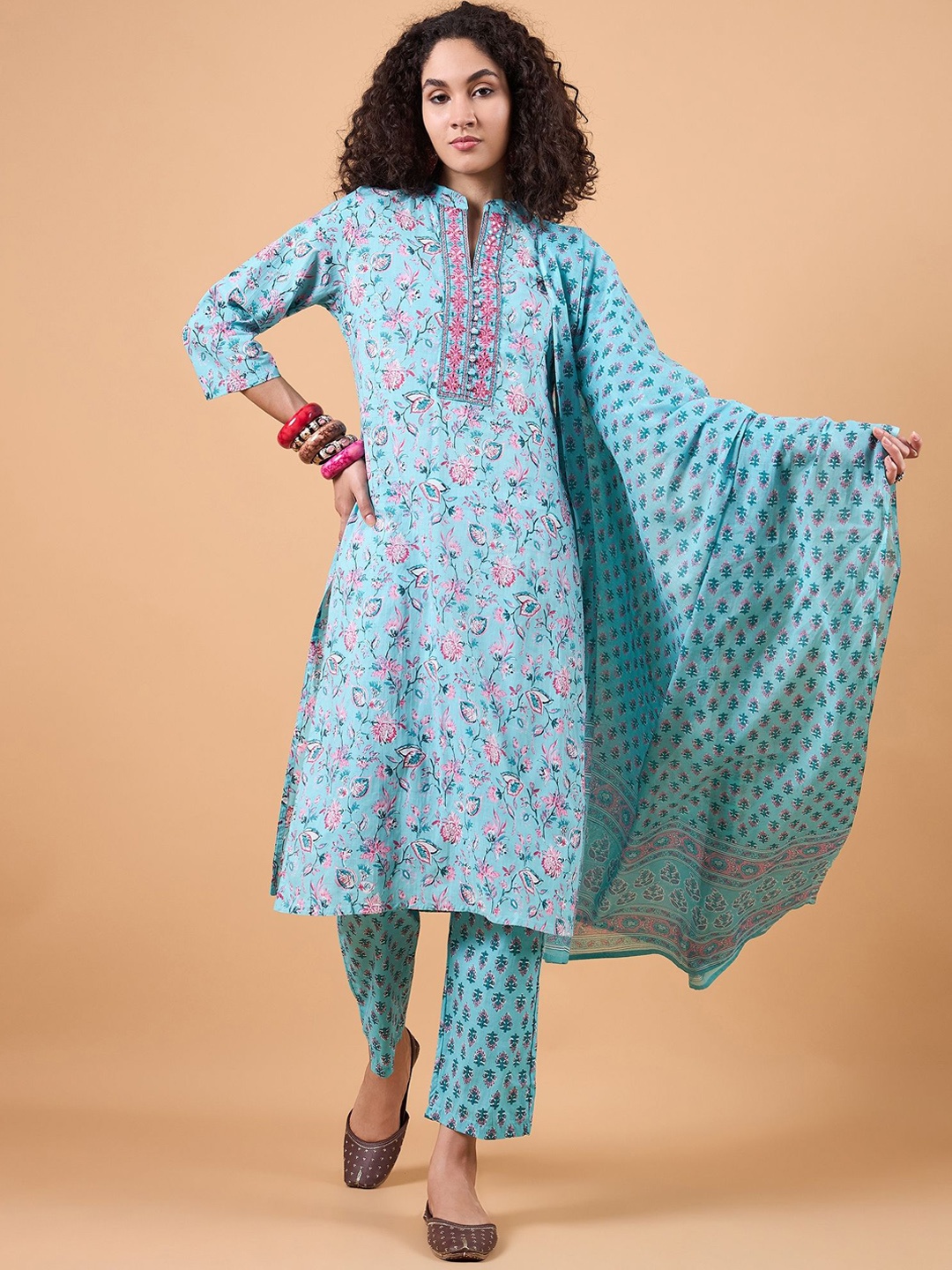 swatika Floral Printed Regular Mirror Work Pure Cotton Kurta with Trousers & With Dupatta, Blue
swatika Floral Printed Regular Mirror Work Pure Cotton Kurta with Trousers & With Dupatta, Blue
