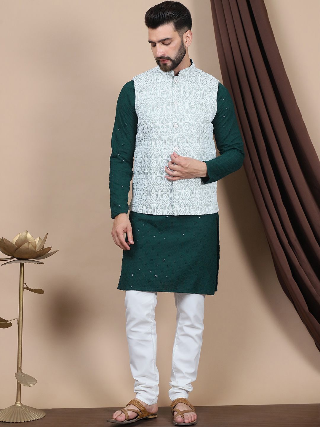 Anouk Floral Embroidered Sequinned Pure Cotton Straight Kurta With Churidar & Nehru Jacket, Green
Anouk Floral Embroidered Sequinned Pure Cotton Straight Kurta With Churidar & Nehru Jacket, Green