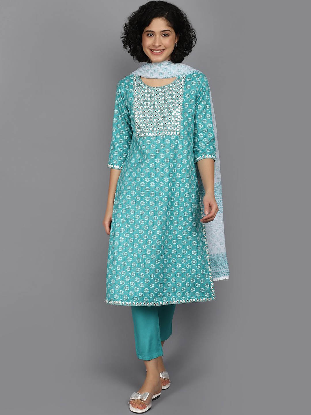 V-Mart Ethnic Motifs Printed Mirror Work Straight Kurta with Trousers & Dupatta, Blue
V-Mart Ethnic Motifs Printed Mirror Work Straight Kurta with Trousers & Dupatta, Blue