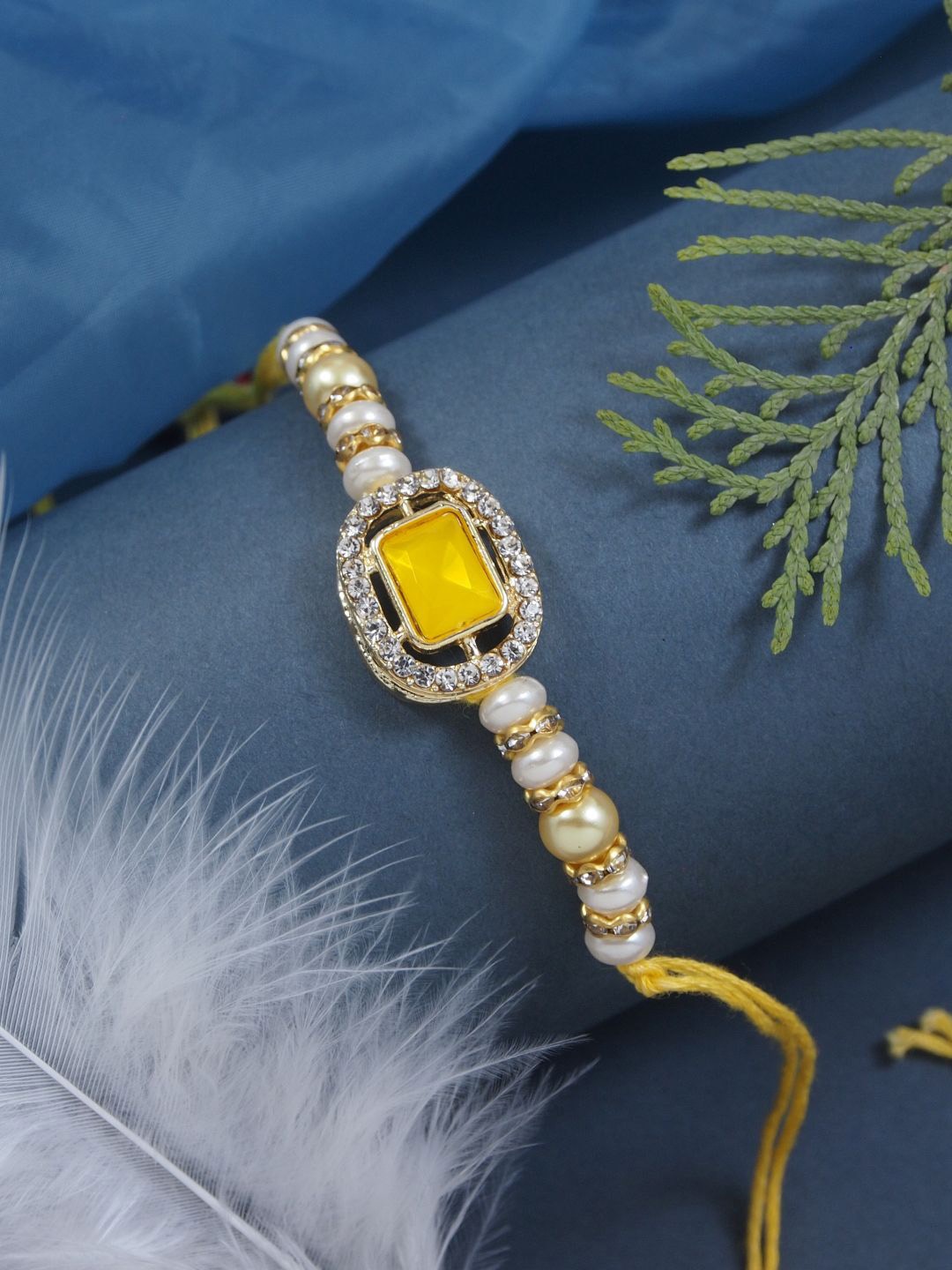 I Jewels Kundan Studded Pearls Beaded Thread Rakhi with Roli Chawal & Greeting Card, Gold
I Jewels Kundan Studded Pearls Beaded Thread Rakhi with Roli Chawal & Greeting Card, Gold