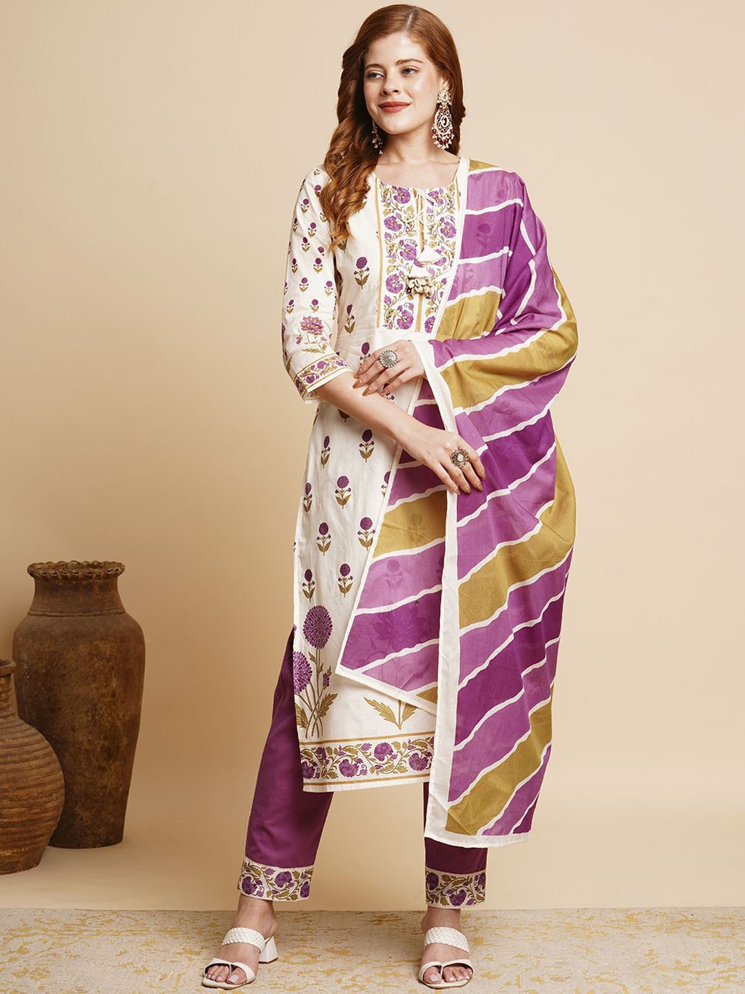 FASHOR Floral Printed Regular Pure Cotton Kurta with Trousers & With Dupatta, Off white
FASHOR Floral Printed Regular Pure Cotton Kurta with Trousers & With Dupatta, Off white