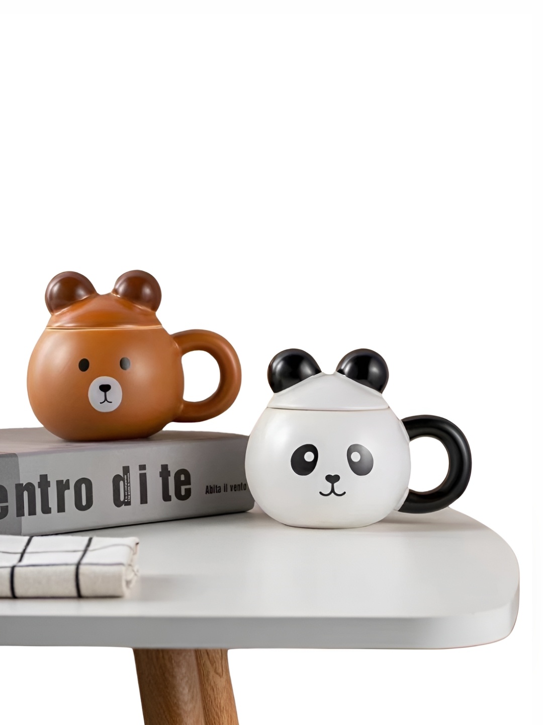 Izzhaar Kids Brown & White 2 Pieces Animal Printed Ceramic Mugs With Lids 350ml Each
Izzhaar Kids Brown & White 2 Pieces Animal Printed Ceramic Mugs With Lids 350ml Each