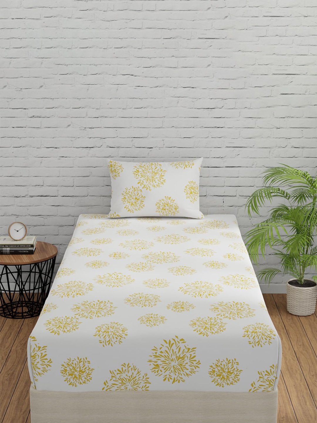 Huesland White Floral Printed Cotton Fitted 144 TC Single Bedsheet with 1 Pillow Cover
Huesland White Floral Printed Cotton Fitted 144 TC Single Bedsheet with 1 Pillow Cover