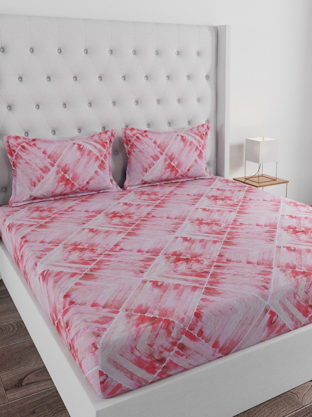 Huesland Peach & White Abstract Printed144 TC King Cotton Bedsheet With 2 Pillow Covers
Huesland Peach & White Abstract Printed144 TC King Cotton Bedsheet With 2 Pillow Covers