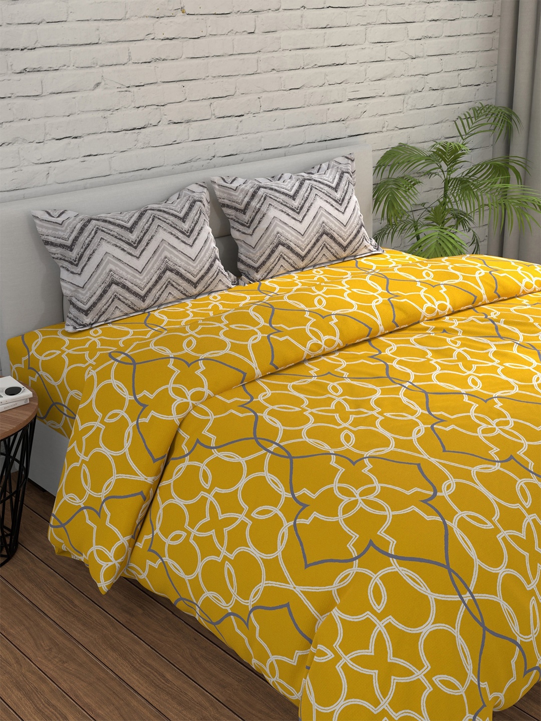 Huesland Yellow & White Geometric Fitted Cotton 144 TC King Bedsheet With 2 Pillow Covers
Huesland Yellow & White Geometric Fitted Cotton 144 TC King Bedsheet With 2 Pillow Covers