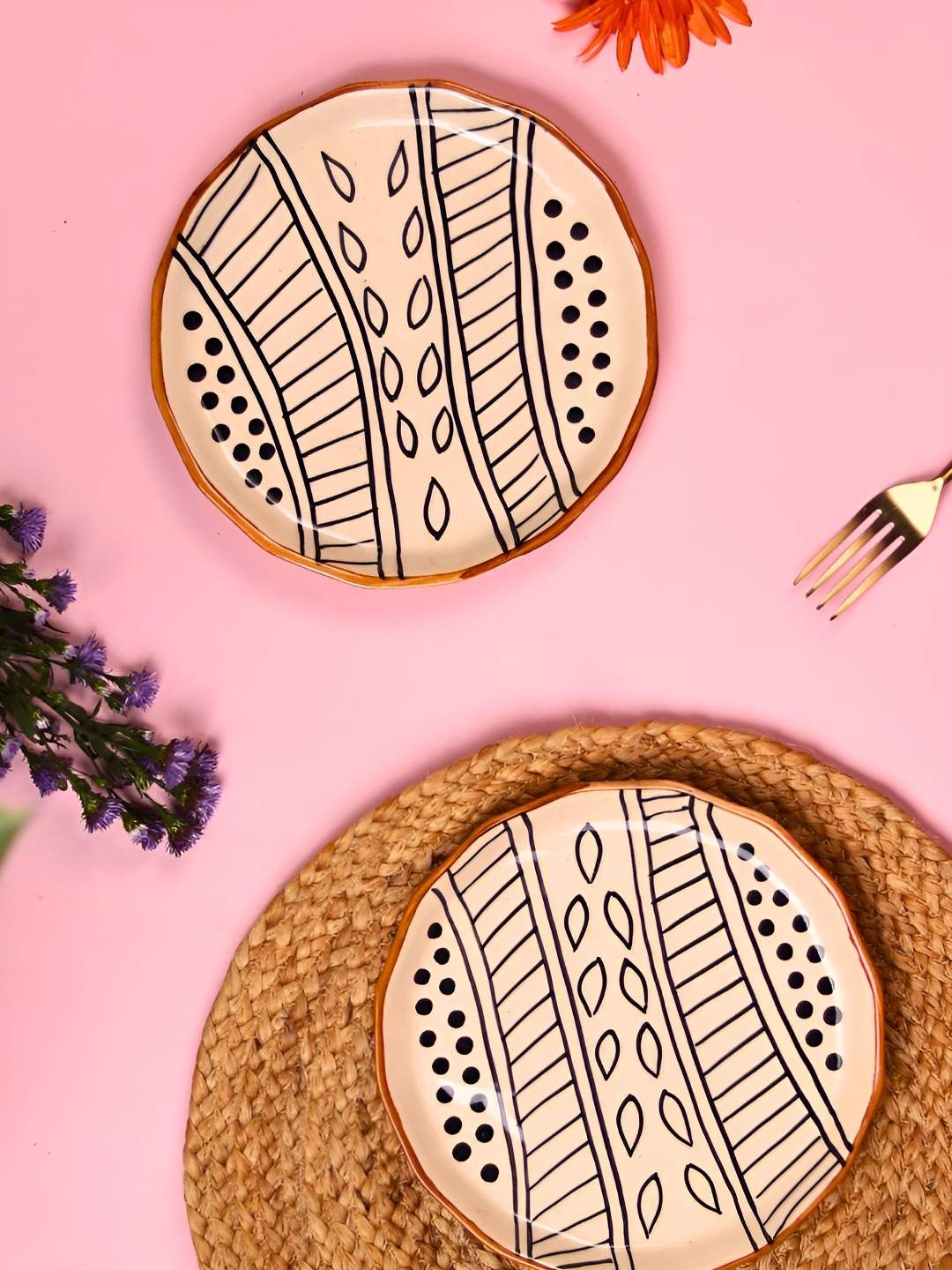 WEAVING HOMES Black & Cream Coloured 2 Pieces Printed Microwave Safe Glossy Ceramic Plates
WEAVING HOMES Black & Cream Coloured 2 Pieces Printed Microwave Safe Glossy Ceramic Plates