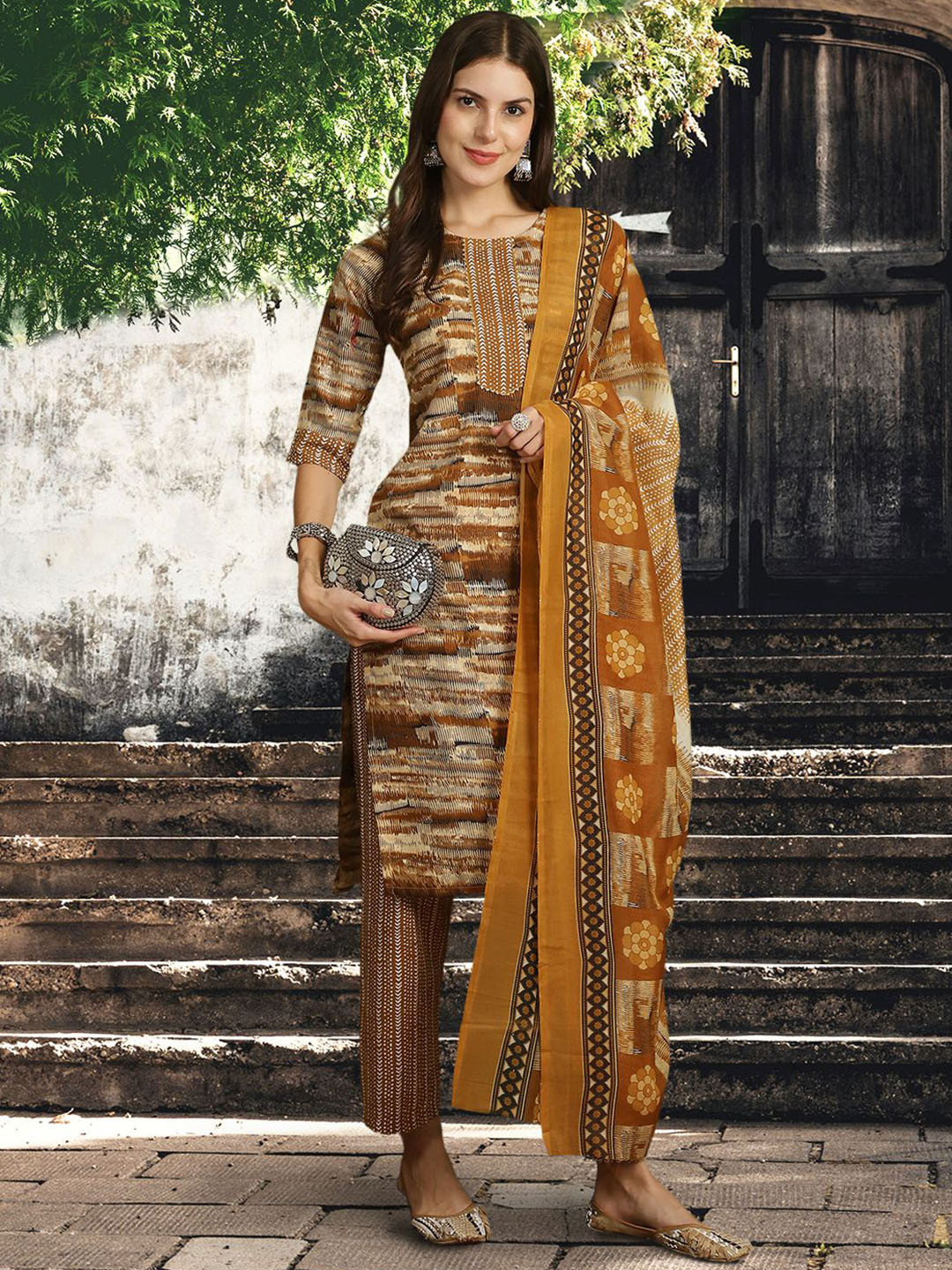 7Threads Ethnic Motifs Printed Round Neck Pure Cotton Kurta With Trousers & Dupatta, Khaki
7Threads Ethnic Motifs Printed Round Neck Pure Cotton Kurta With Trousers & Dupatta, Khaki