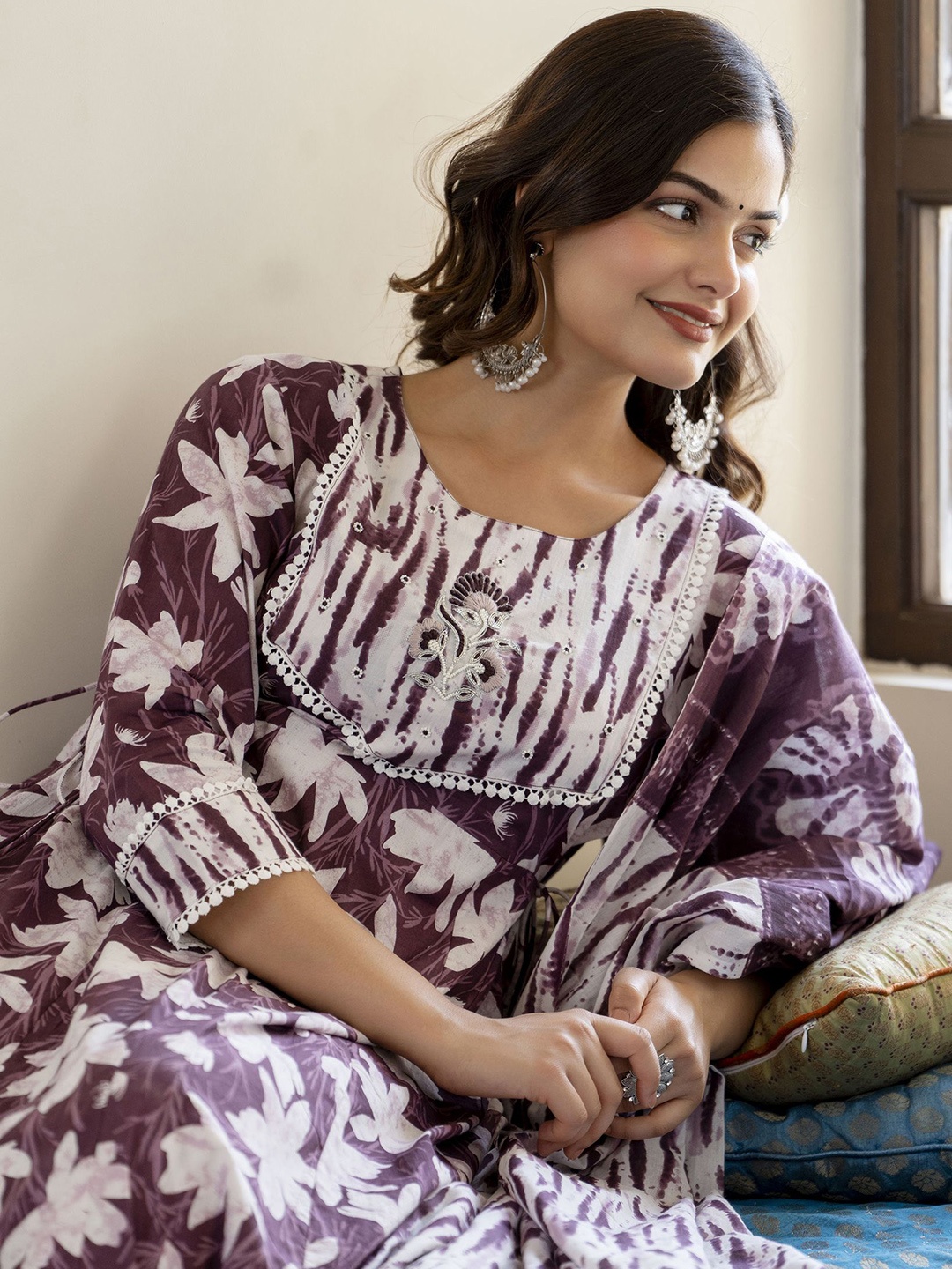 Anouk Purple Printed Beads and Stones Pure Cotton Anarkali Kurta with Pyjamas & Dupatta
Anouk Purple Printed Beads and Stones Pure Cotton Anarkali Kurta with Pyjamas & Dupatta