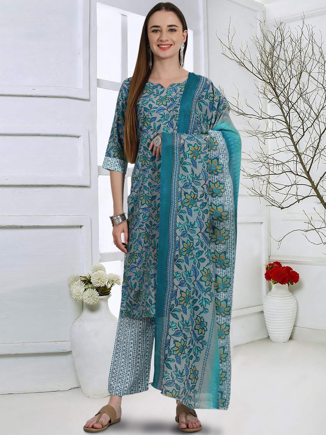 7Threads Floral Printed Pure Cotton Straight Kurta with Trousers & Dupatta, Grey melange
7Threads Floral Printed Pure Cotton Straight Kurta with Trousers & Dupatta, Grey melange