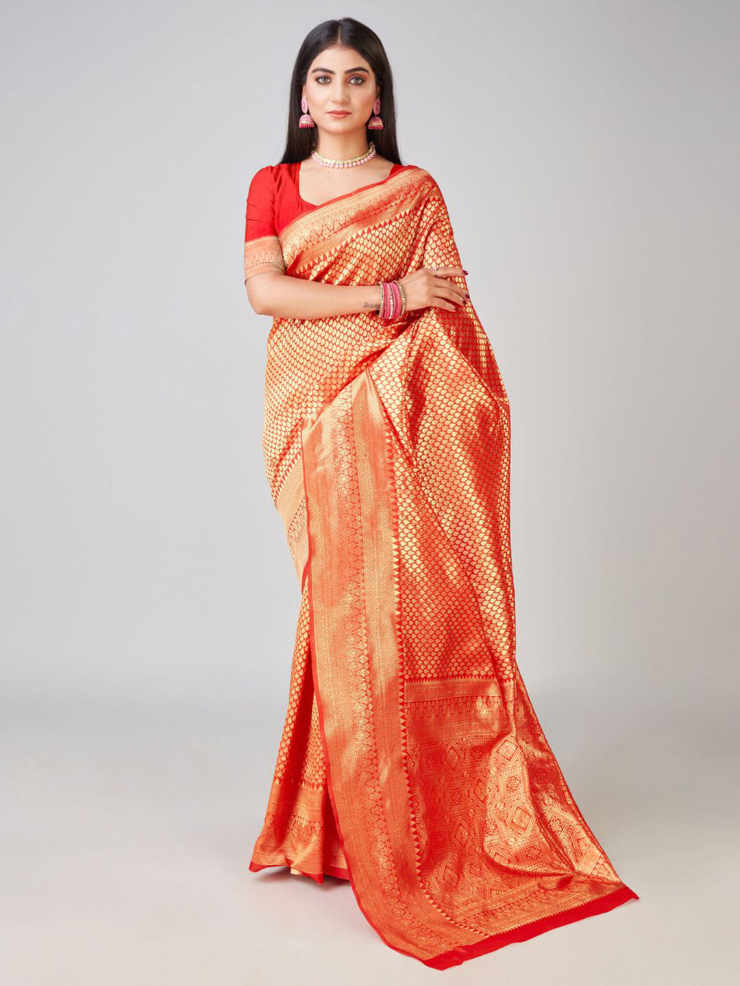 Varanga Woven Design Zari Banarasi Saree, Red
Varanga Woven Design Zari Banarasi Saree, Red