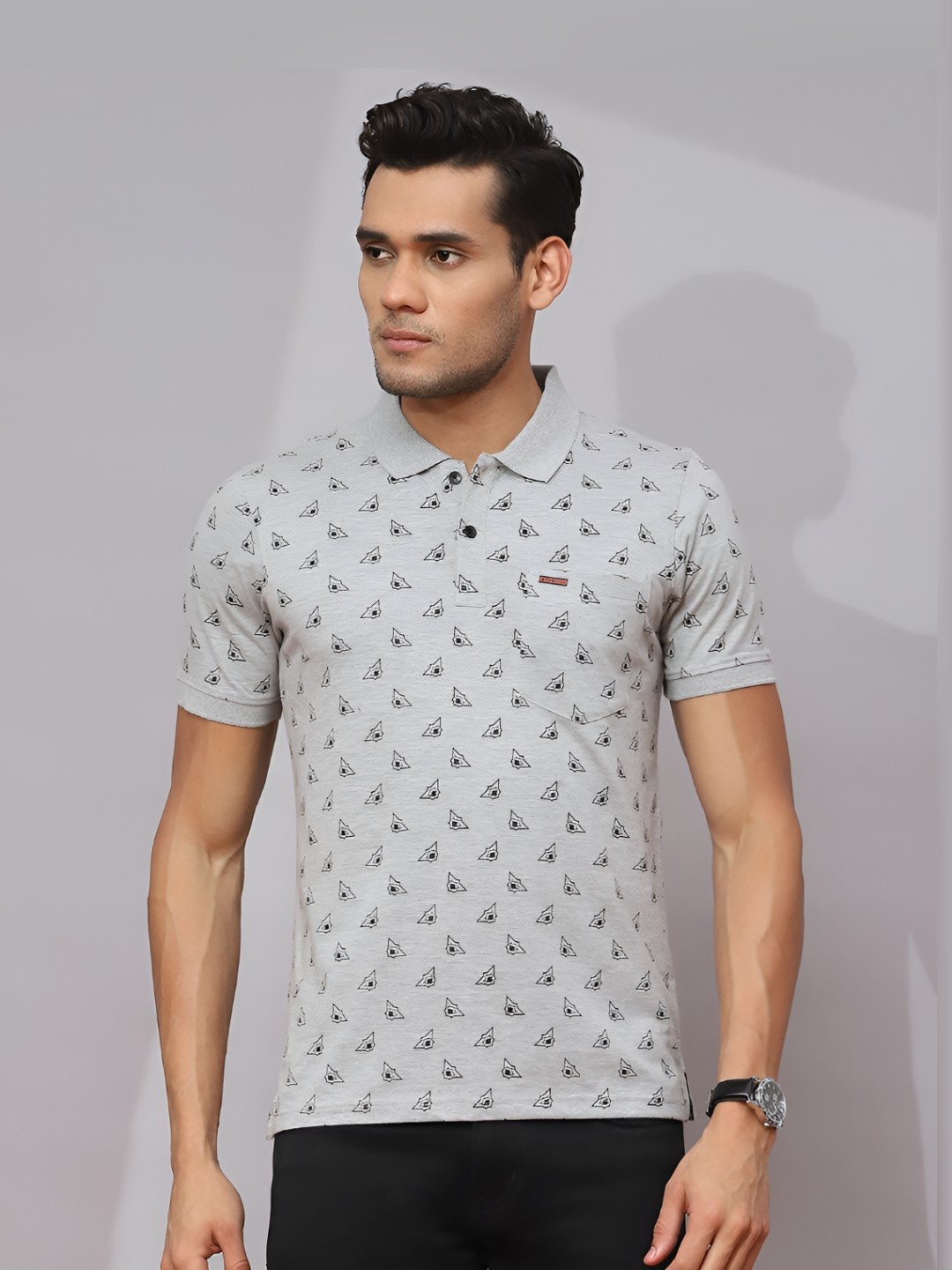 Cloak & Decker by Monte Carlo Men Conversational Printed Polo Collar Pockets T-shirt, Grey
Cloak & Decker by Monte Carlo Men Conversational Printed Polo Collar Pockets T-shirt, Grey