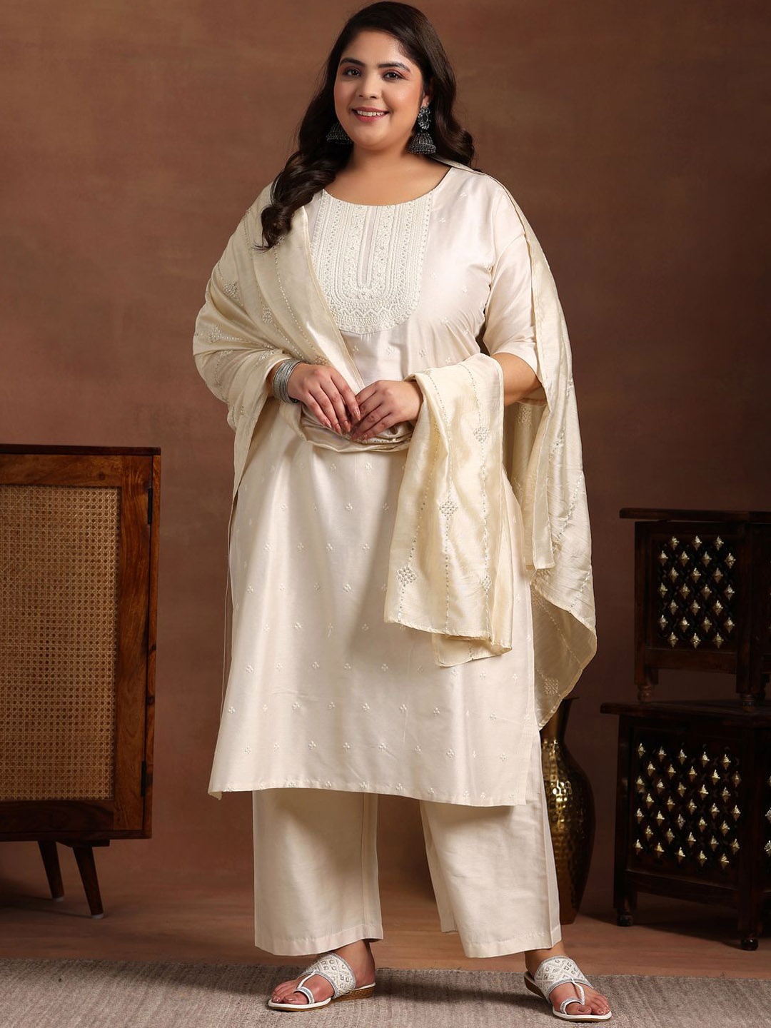 EXTRA LOVE BY LIBAS Plus Size Ethnic Motif Printed Straight Kurta with Palazzo & Dupatta, Off white
EXTRA LOVE BY LIBAS Plus Size Ethnic Motif Printed Straight Kurta with Palazzo & Dupatta, Off white