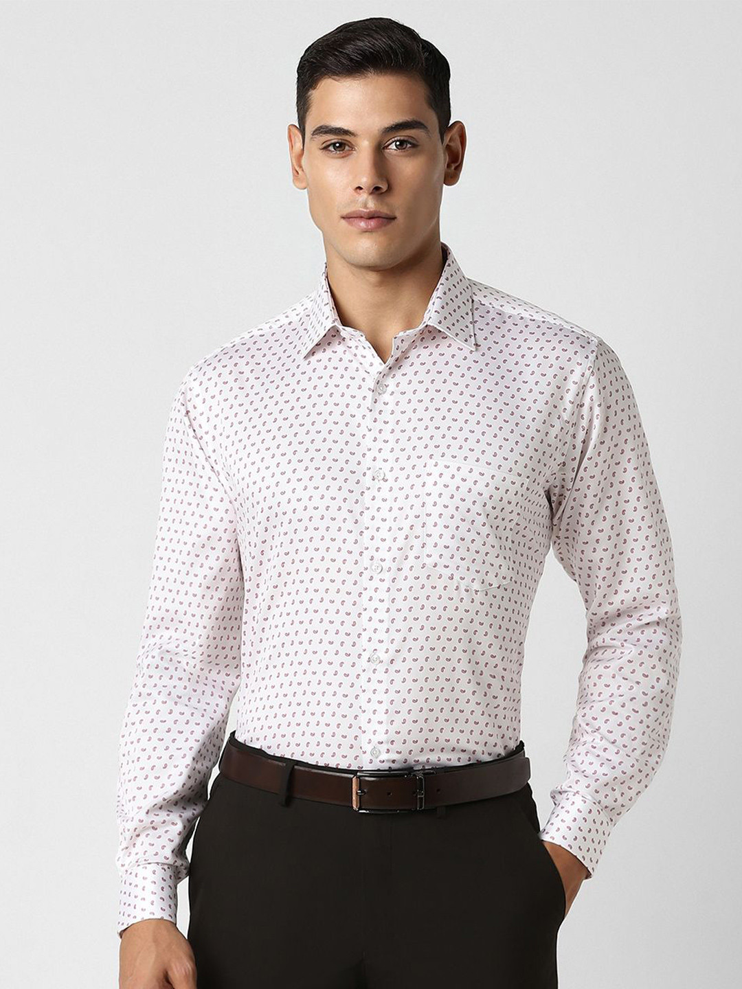 Van Heusen Men Opaque Micro Ditsy Printed Spread Collar Party Pure Cotton Shirt, White 
Van Heusen Men Opaque Micro Ditsy Printed Spread Collar Party Pure Cotton Shirt, White