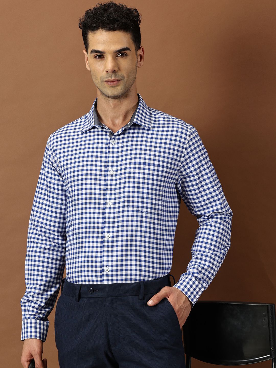 INVICTUS Men Original Cutaway Collar Gingham Checks Checked Cotton Formal Shirt, White
INVICTUS Men Original Cutaway Collar Gingham Checks Checked Cotton Formal Shirt, White