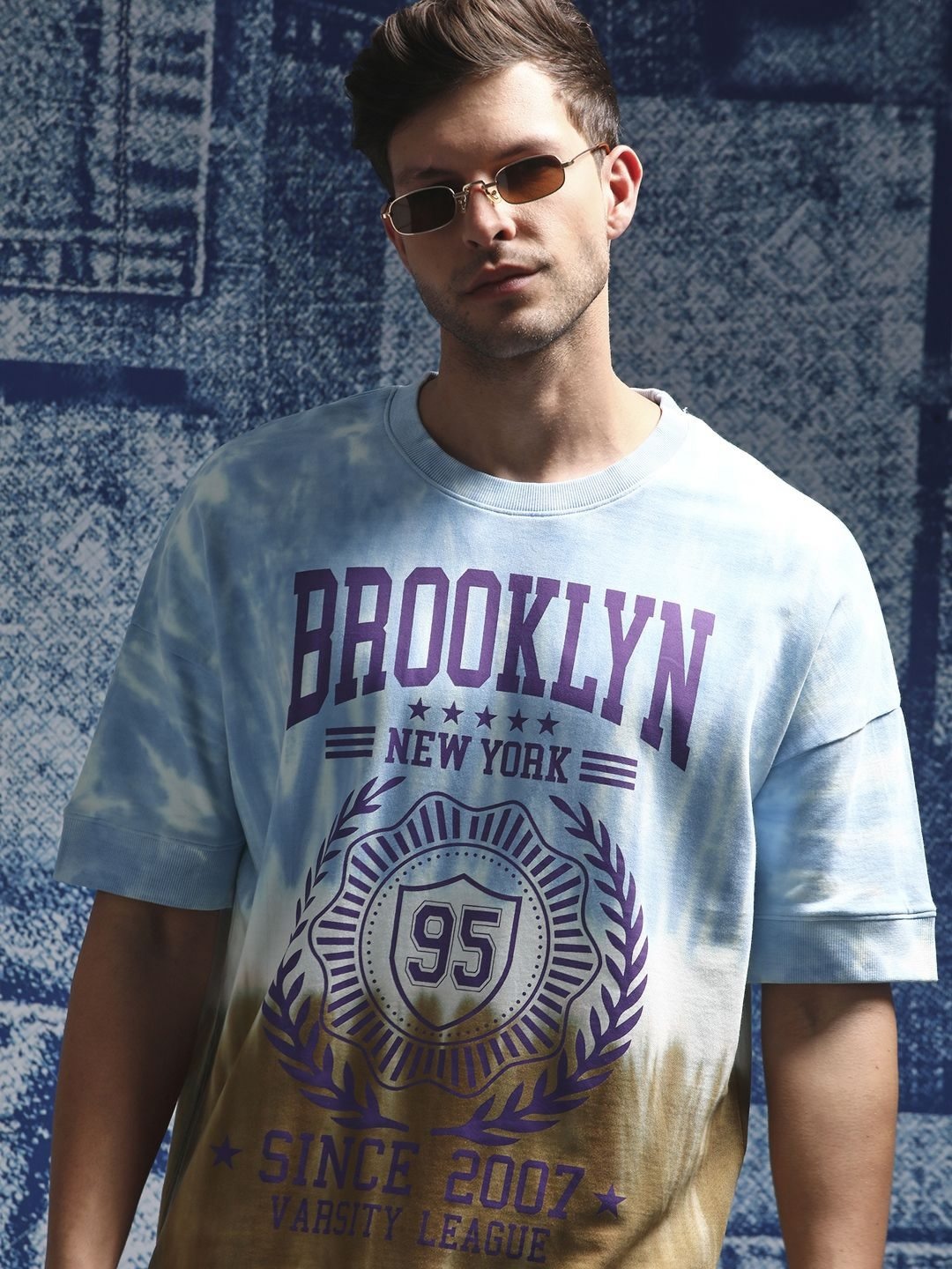 Henceforth Men Drop Shoulder Sleeves Varsity Printed Tie and Dyed Cotton Oversized T-shirt, Blue
Henceforth Men Drop Shoulder Sleeves Varsity Printed Tie and Dyed Cotton Oversized T-shirt, Blue
