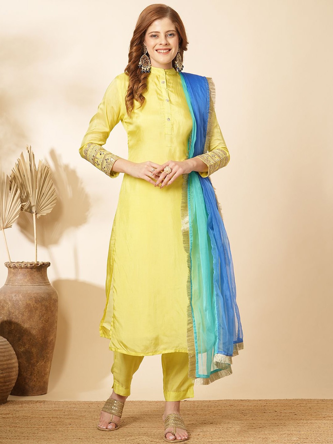 FASHOR Geometric Embroidered Regular Mirror Work Kurta With Trousers & Dupatta, Yellow
FASHOR Geometric Embroidered Regular Mirror Work Kurta With Trousers & Dupatta, Yellow