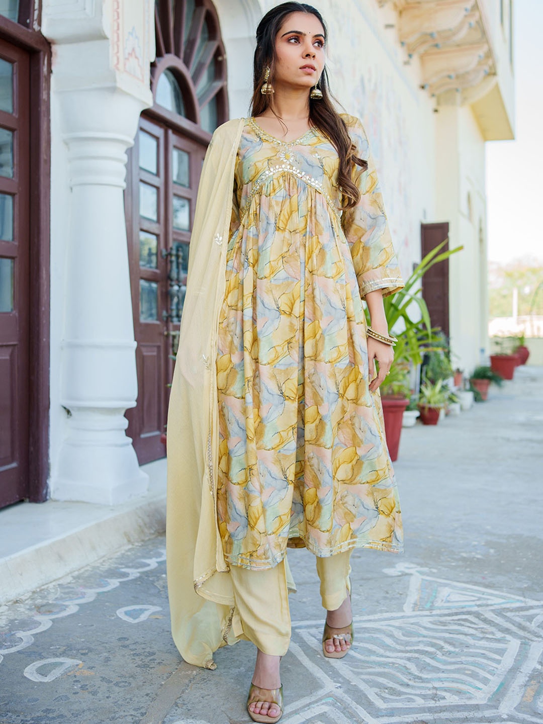 VAASVA JAIPUR Printed V-Neck Gotta Patti A-Line Empire Kurta With Trousers & Dupatta, Yellow
VAASVA JAIPUR Printed V-Neck Gotta Patti A-Line Empire Kurta With Trousers & Dupatta, Yellow