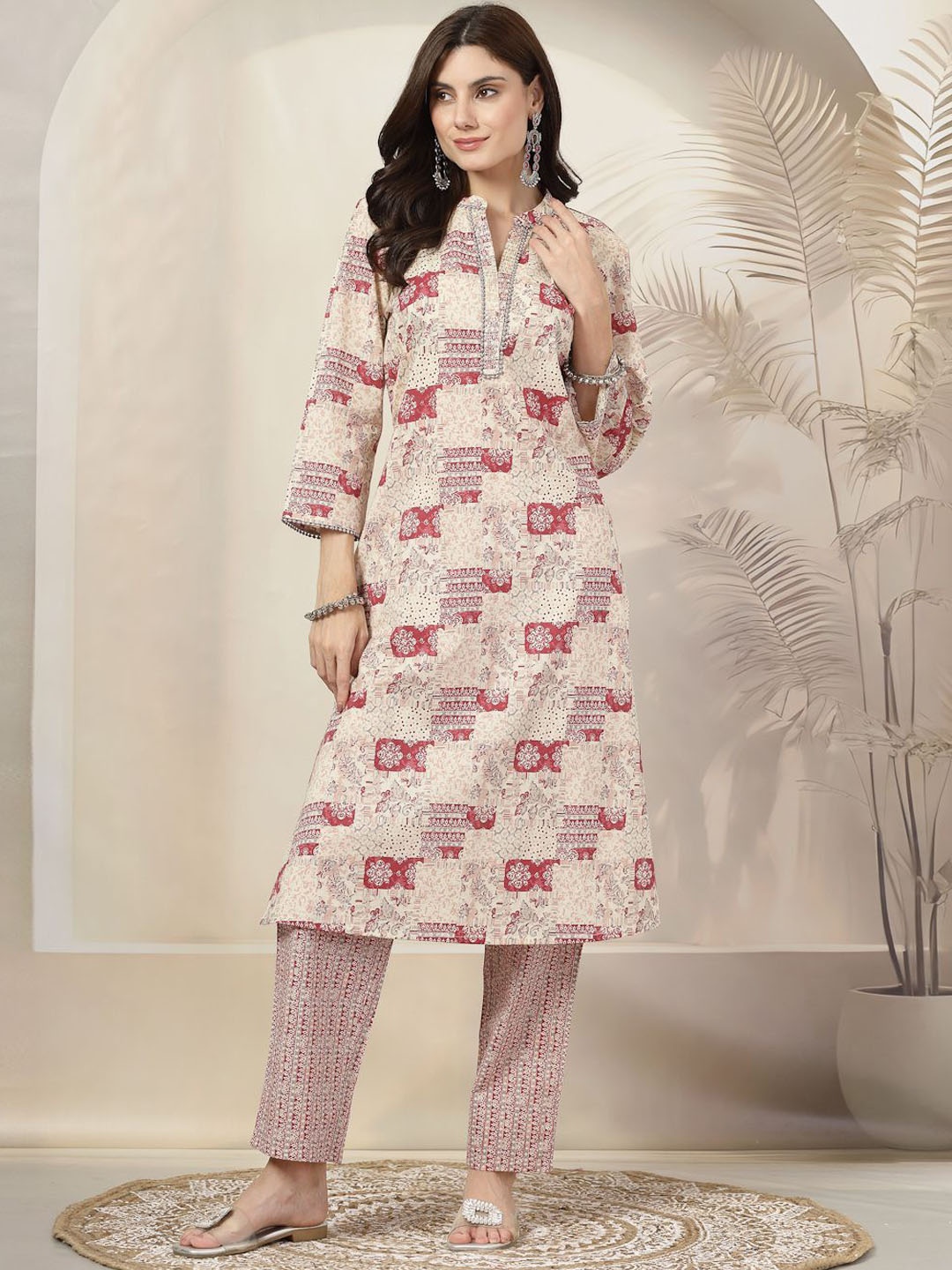 Nayam By Lakshita Floral Printed Mandarin Collar Pure Cotton Straight Kurta & Trousers, Maroon
Nayam By Lakshita Floral Printed Mandarin Collar Pure Cotton Straight Kurta & Trousers, Maroon