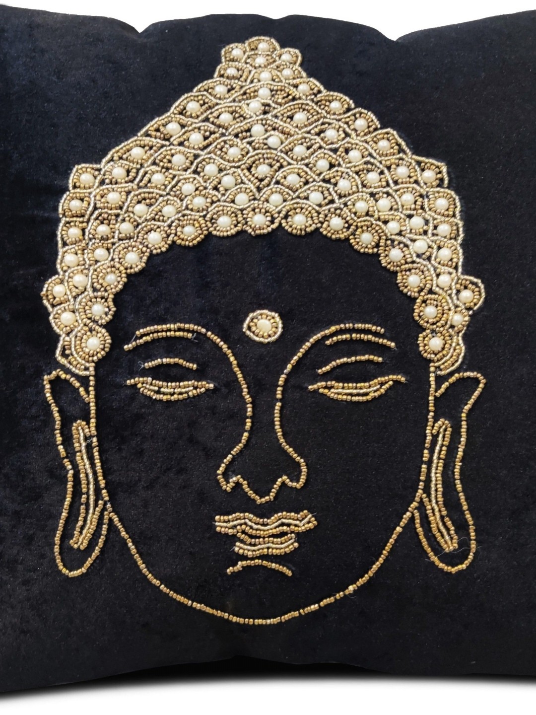 Good Vibes Black & Gold-Toned 3 Pieces Embroidered Velvet Square Cushion Covers
Good Vibes Black & Gold-Toned 3 Pieces Embroidered Velvet Square Cushion Covers
