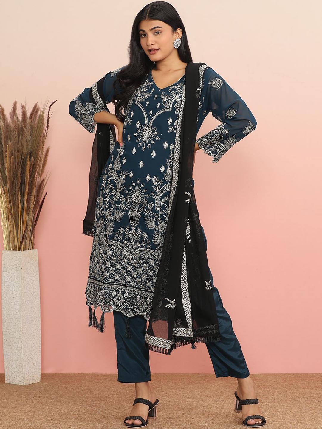 MAHALASA Floral Embroidered V-Neck Thread Work Net Straight Kurta With Trousers & Dupatta, Blue
MAHALASA Floral Embroidered V-Neck Thread Work Net Straight Kurta With Trousers & Dupatta, Blue