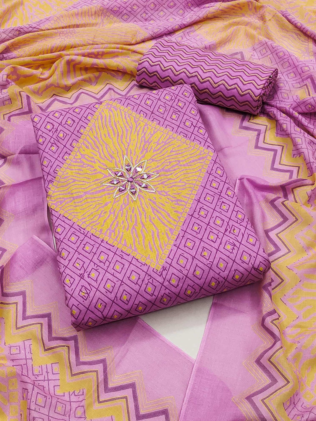 Peachmode Geometric Printed Mirror Work Pure Cotton Unstitched Dress Material, Purple
Peachmode Geometric Printed Mirror Work Pure Cotton Unstitched Dress Material, Purple