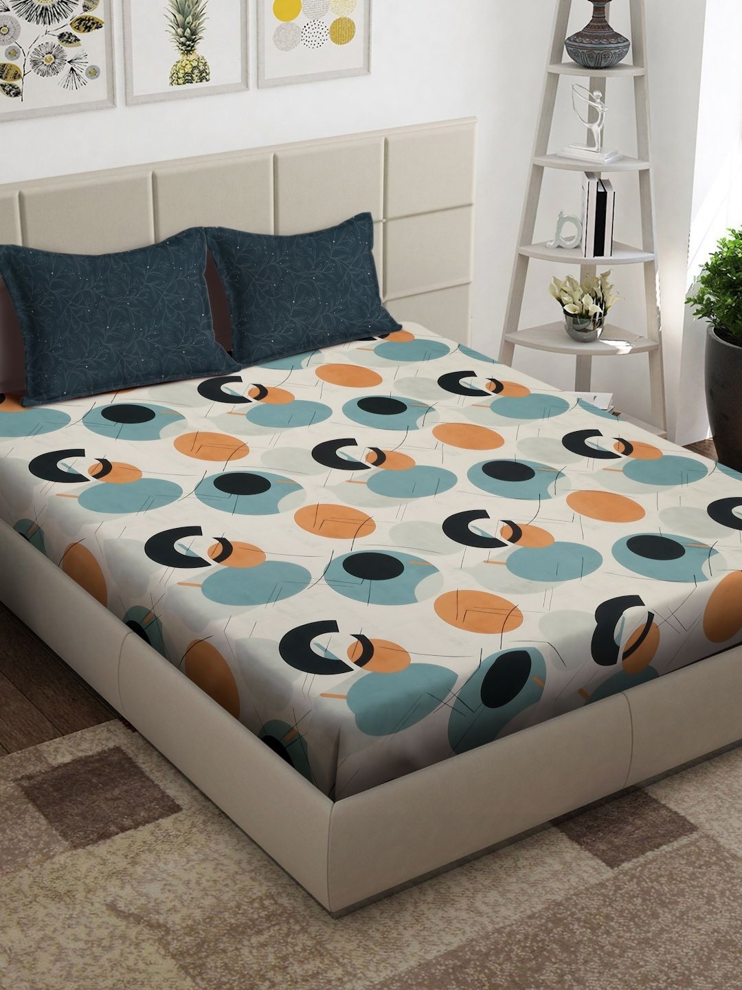 Arrabi Cream-Coloured & Orange Geometric Printed 300 TC King Bedsheet with 2 Pillow Covers
Arrabi Cream-Coloured & Orange Geometric Printed 300 TC King Bedsheet with 2 Pillow Covers