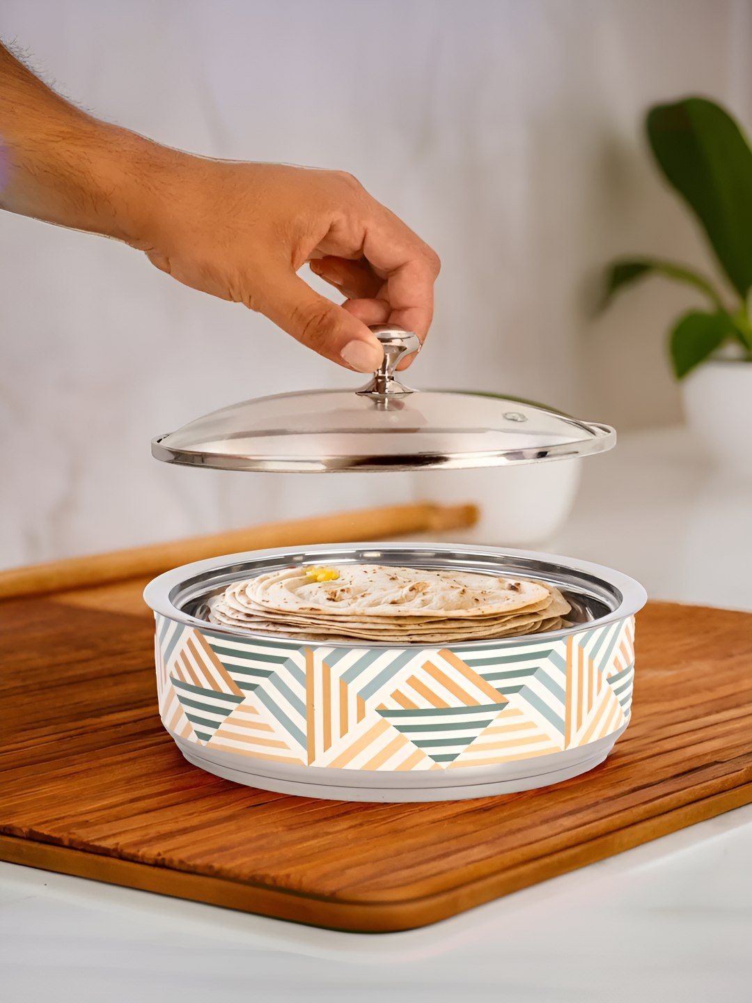 UMAI Grey & White Printed Double Walled Insulated Stainless Steel Casserole With Lid 1.5 L
UMAI Grey & White Printed Double Walled Insulated Stainless Steel Casserole With Lid 1.5 L