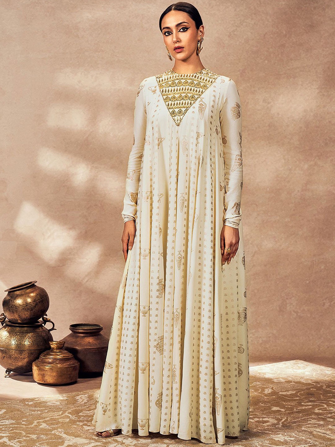 Masaba Ivory Potters Touch Ethnic Motifs Printed Beads & Stones Silk Anarkali Kurta, Beige
Masaba Ivory Potters Touch Ethnic Motifs Printed Beads & Stones Silk Anarkali Kurta, Beige