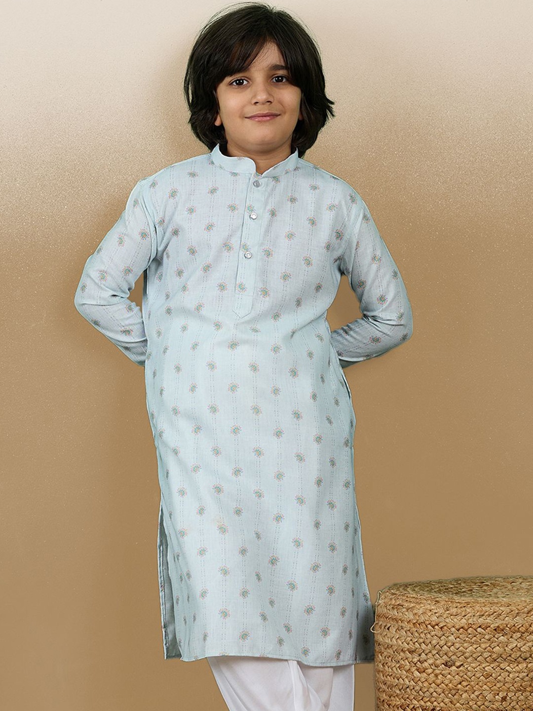 Sanwara Dapper & Dazzling Boys Mandarin Collar Ethnic Motifs Printed Cotton Straight Kurta, Blue
Sanwara Dapper & Dazzling Boys Mandarin Collar Ethnic Motifs Printed Cotton Straight Kurta, Blue